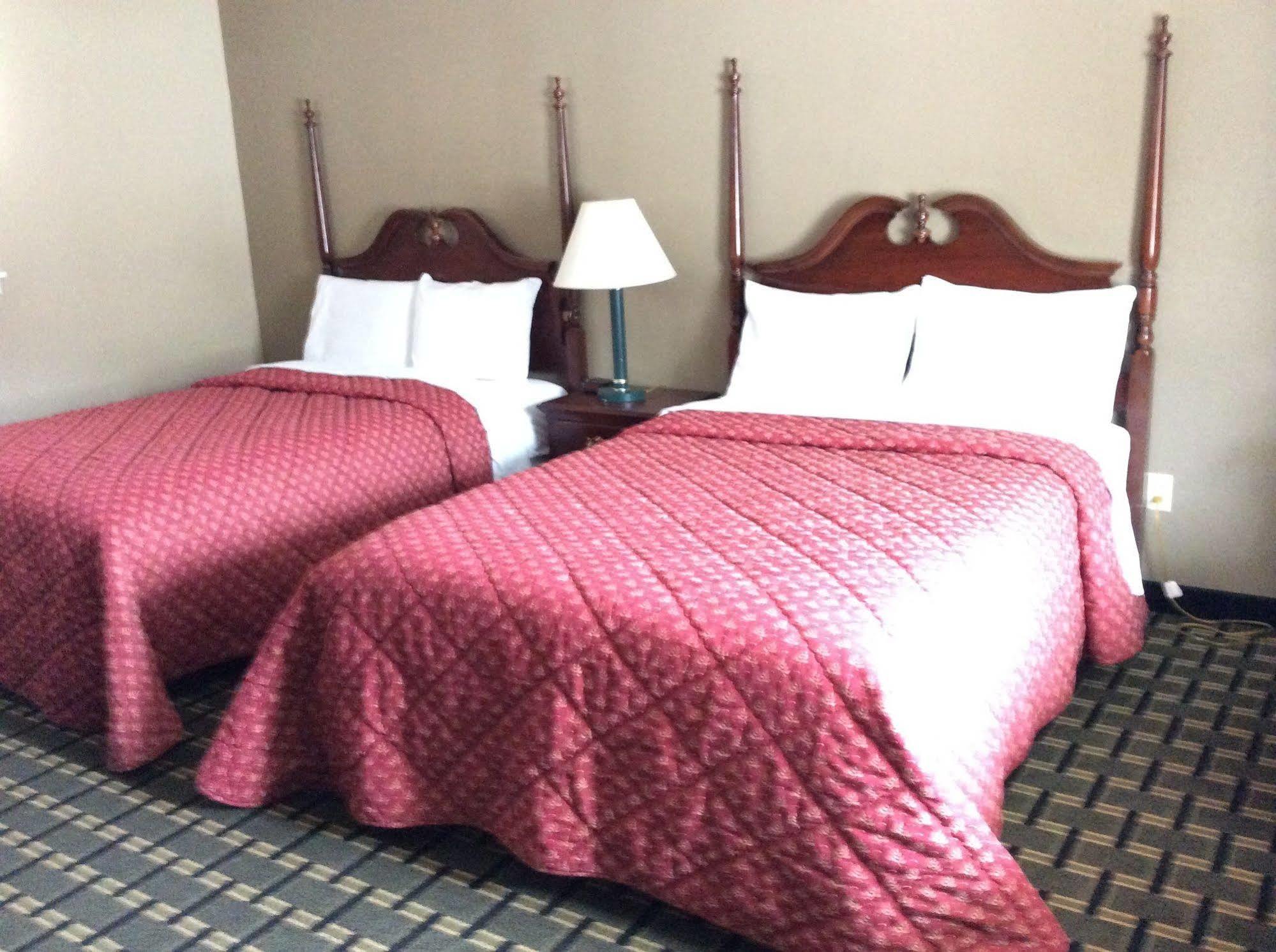 Middlebury Sweets Motel Extérieur photo